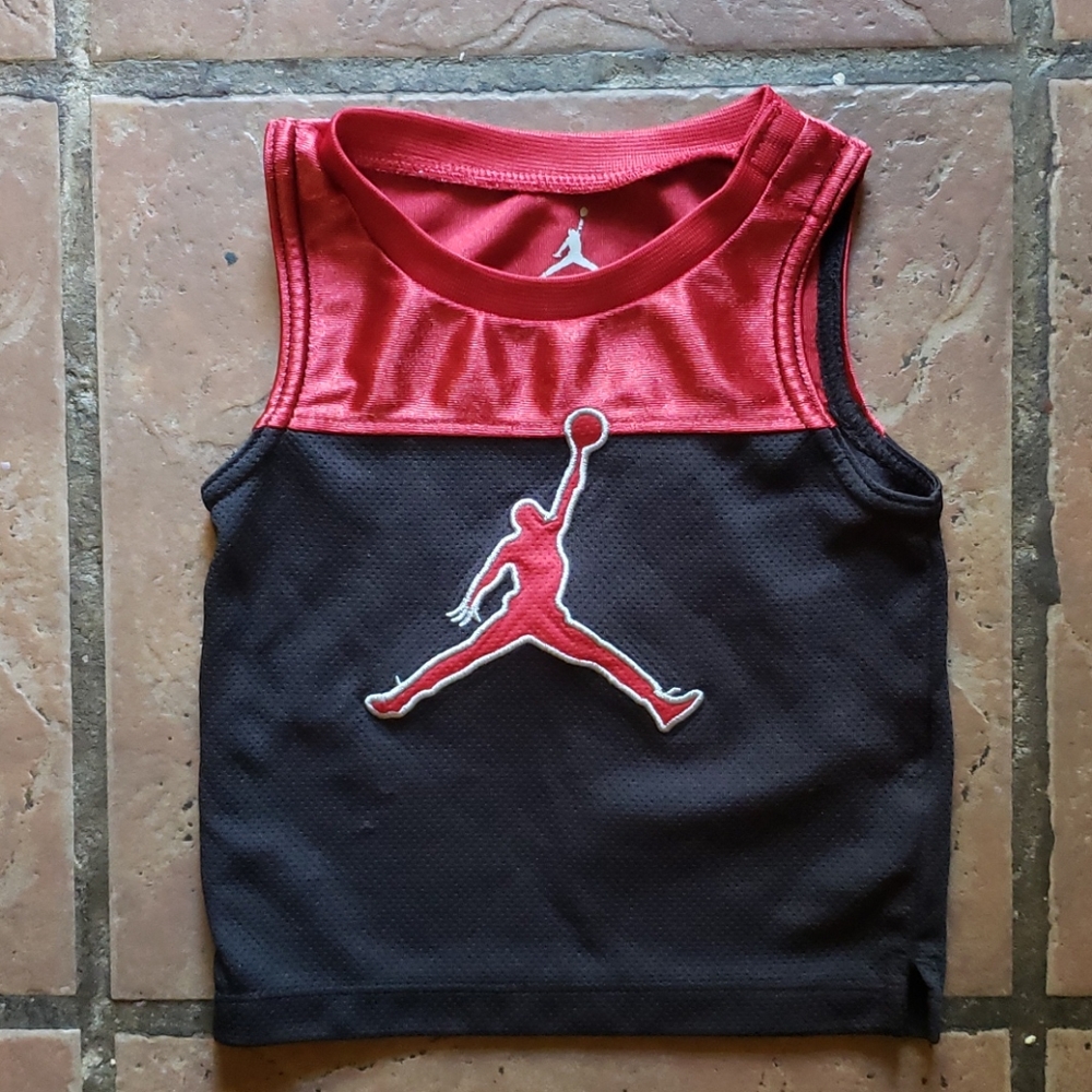 Air Jordan shirt for infant